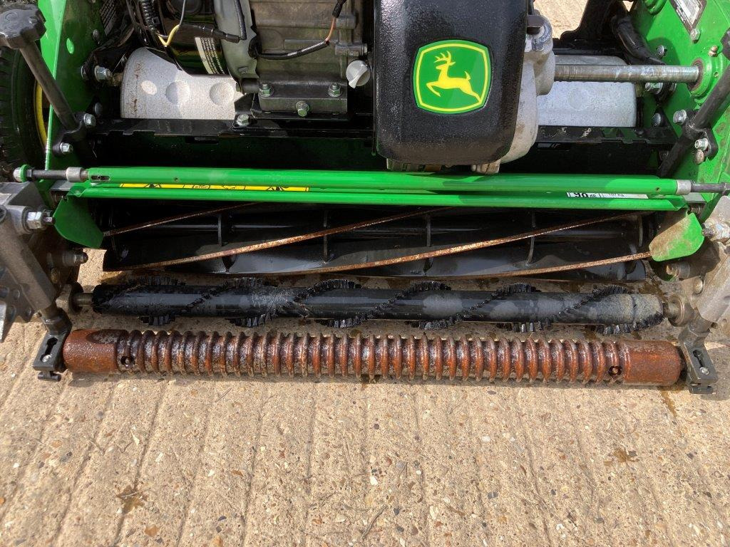 John Deere 260SL pedestrian Tees mower - Газонокосарка: фото 5 John Deere 260SL pedestrian Tees mower - Газонокосарка: фото 5