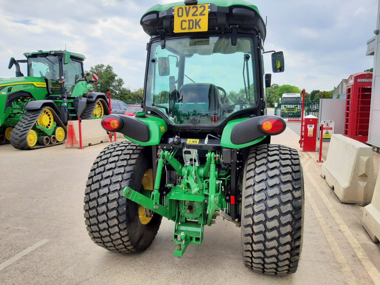 John Deere 4066R Compact Tractor - Мінітрактор: фото 4 John Deere 4066R Compact Tractor - Мінітрактор: фото 4