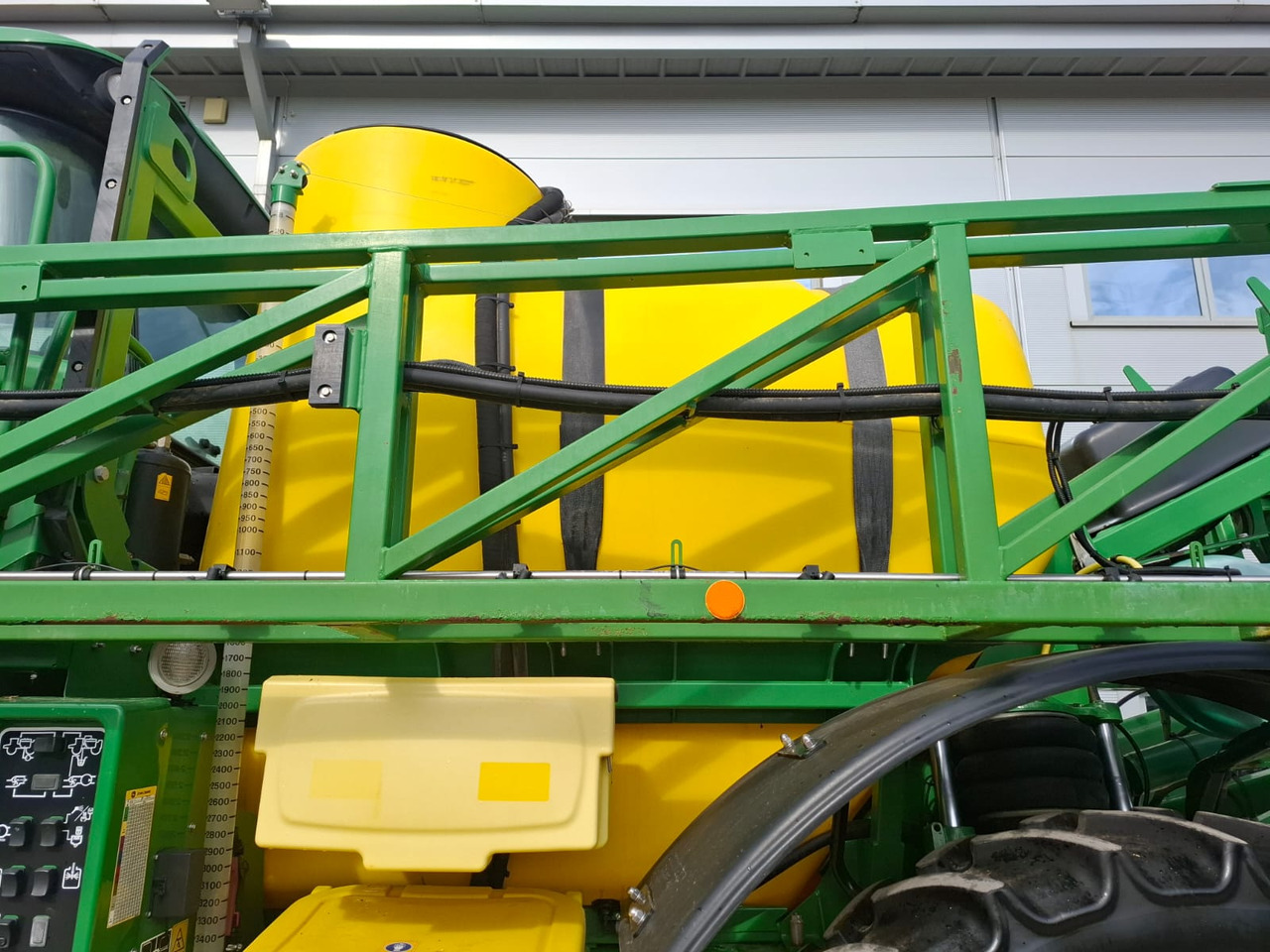 Обприскувач John Deere 5430: фото 13