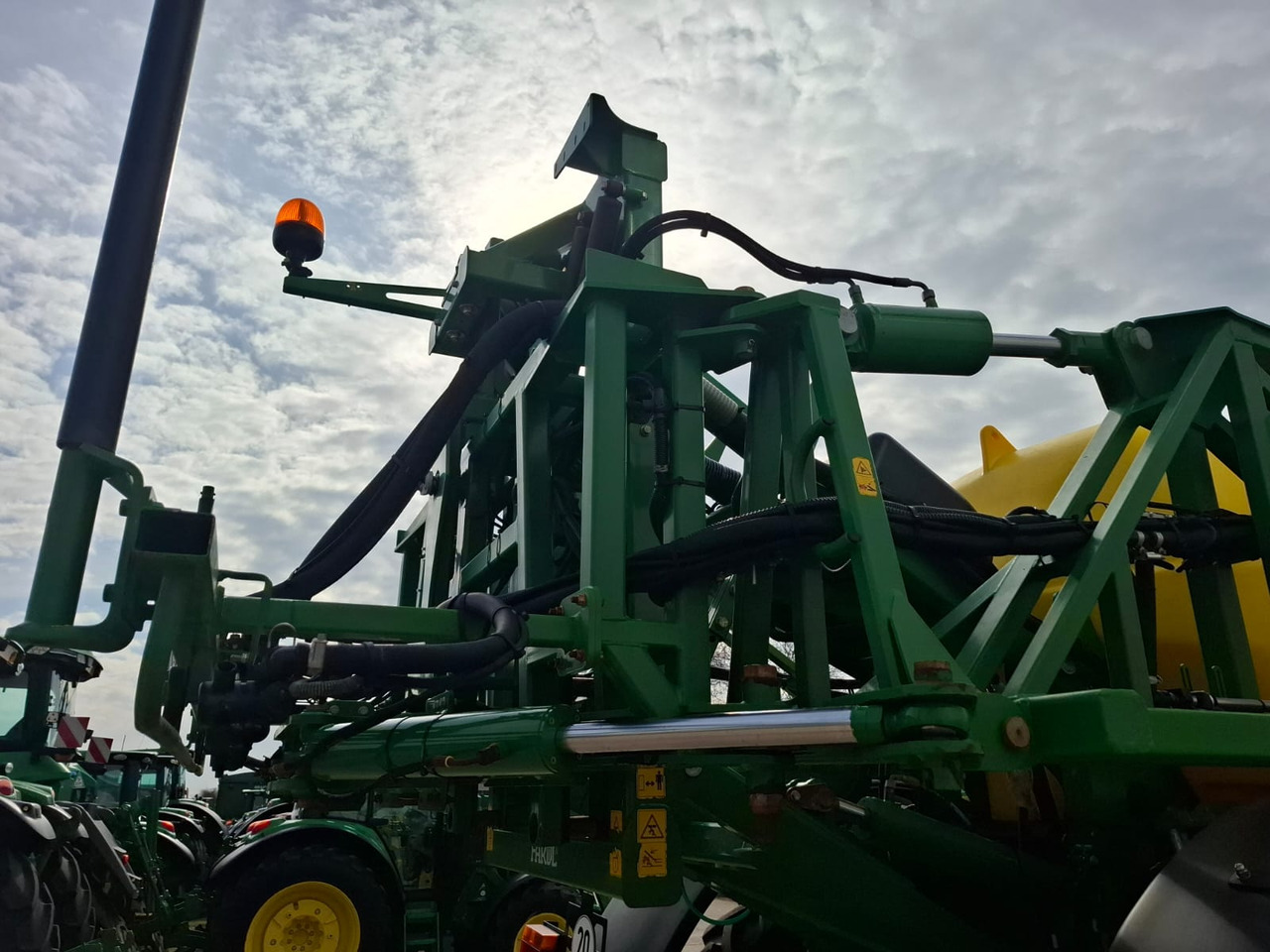 Обприскувач John Deere 5430: фото 15