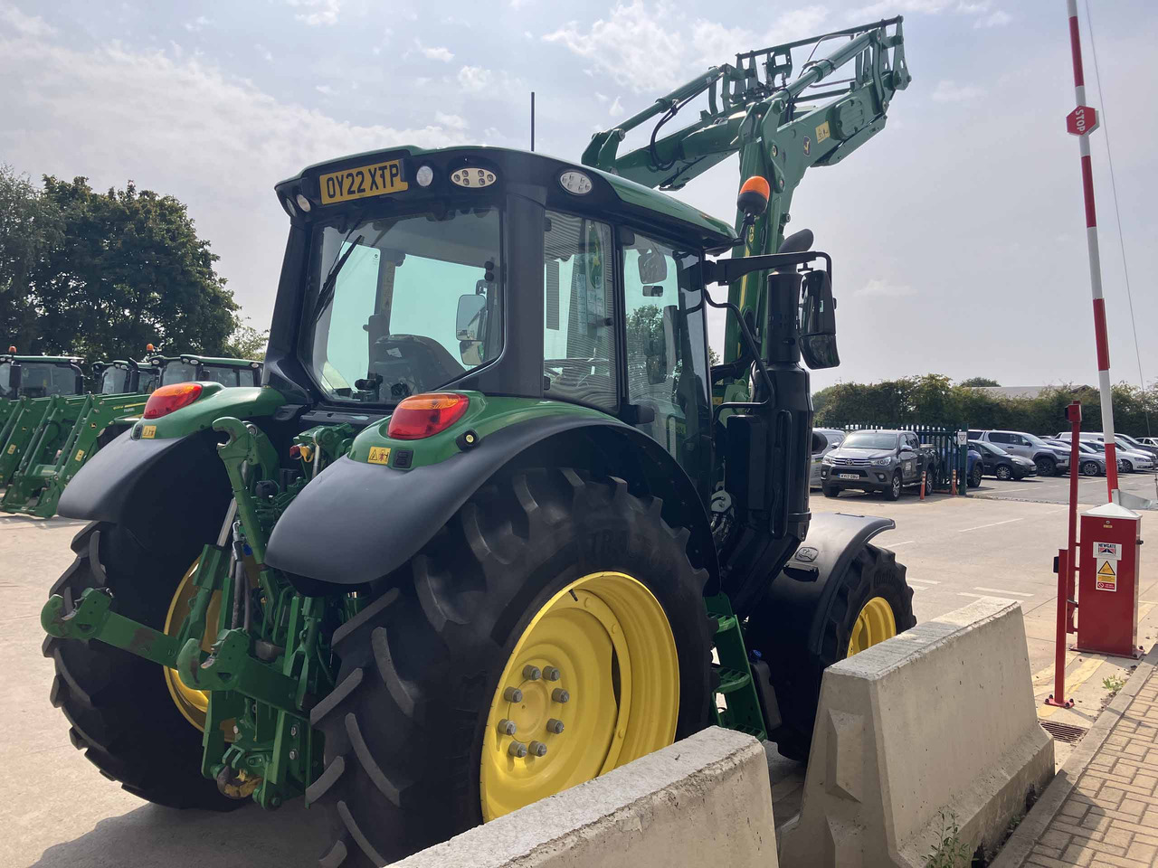 John Deere 6120M + 623R Loader - Трактор: фото 5 John Deere 6120M + 623R Loader - Трактор: фото 5