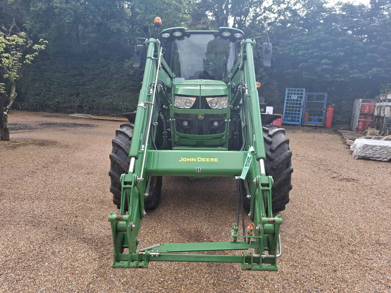 John Deere 6140M - Трактор: фото 2 John Deere 6140M - Трактор: фото 2