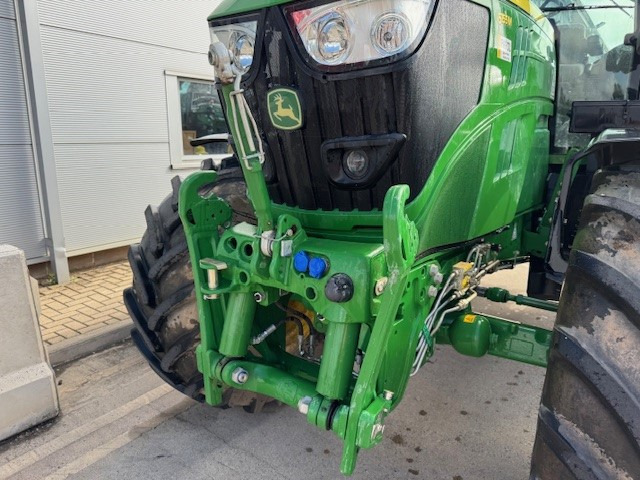 John Deere 6155M - Трактор: фото 3 John Deere 6155M - Трактор: фото 3