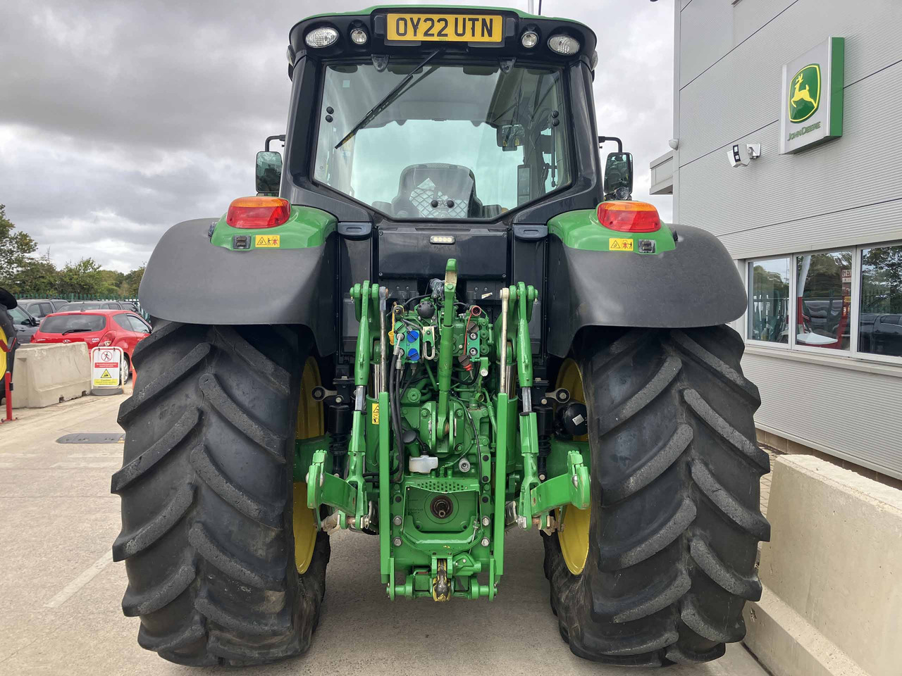 John Deere 6155M - Трактор: фото 4 John Deere 6155M - Трактор: фото 4