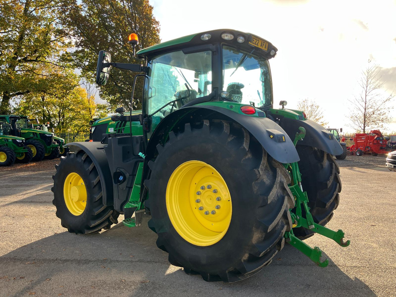 John Deere 6175R - Трактор: фото 3 John Deere 6175R - Трактор: фото 3