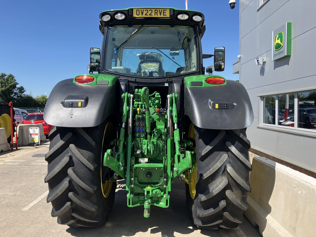 John Deere 6215R - Трактор: фото 4 John Deere 6215R - Трактор: фото 4