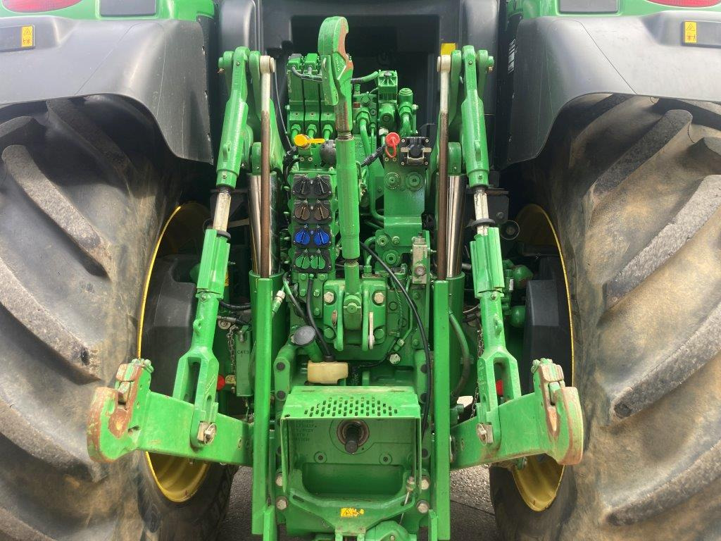 John Deere 6250R - Трактор: фото 5 John Deere 6250R - Трактор: фото 5