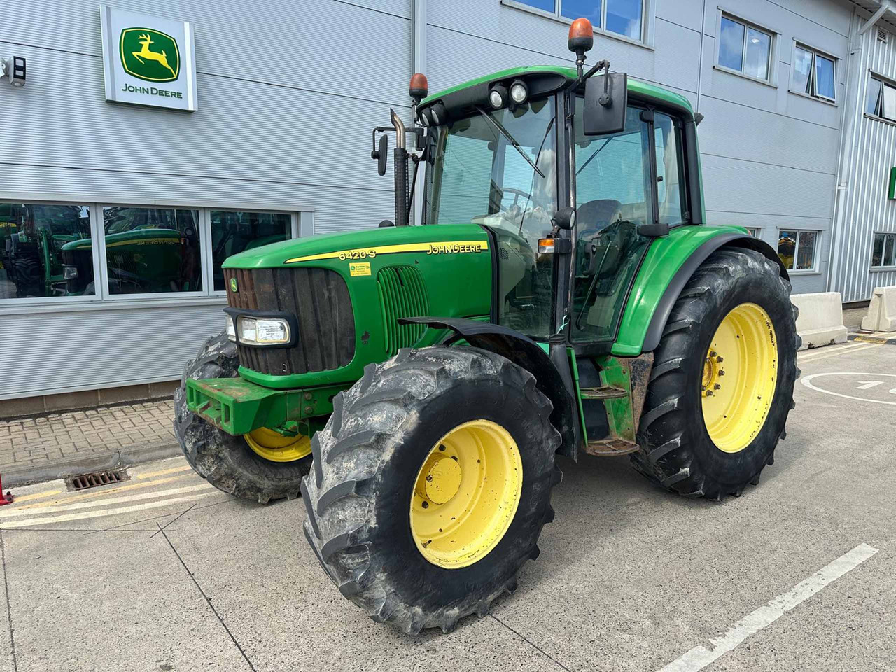 John Deere 6420S - Трактор: фото 1 John Deere 6420S - Трактор: фото 1