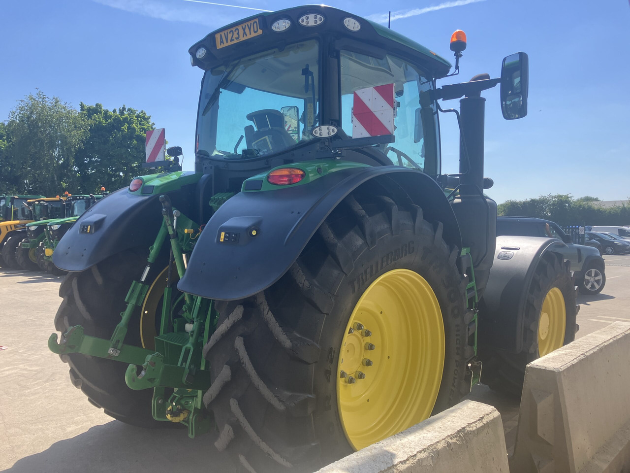 John Deere 6R 250 - Трактор: фото 5 John Deere 6R 250 - Трактор: фото 5