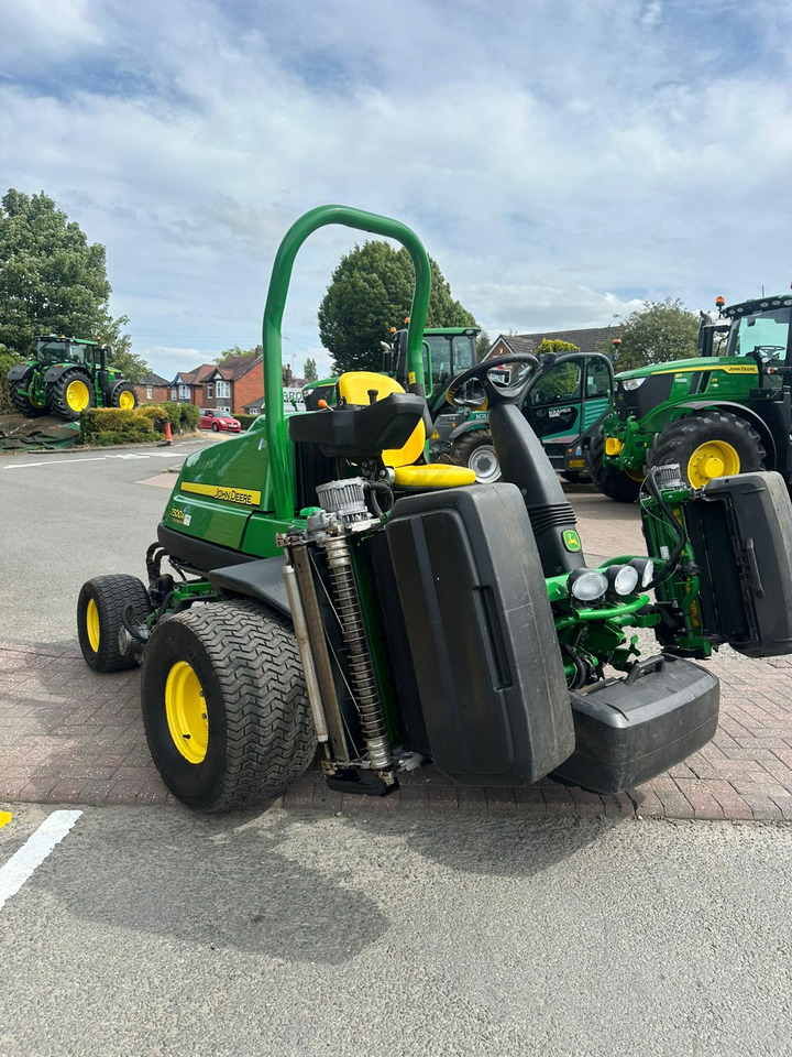 John Deere 7500AE Fairway Mower - Газонокосарка: фото 5 John Deere 7500AE Fairway Mower - Газонокосарка: фото 5