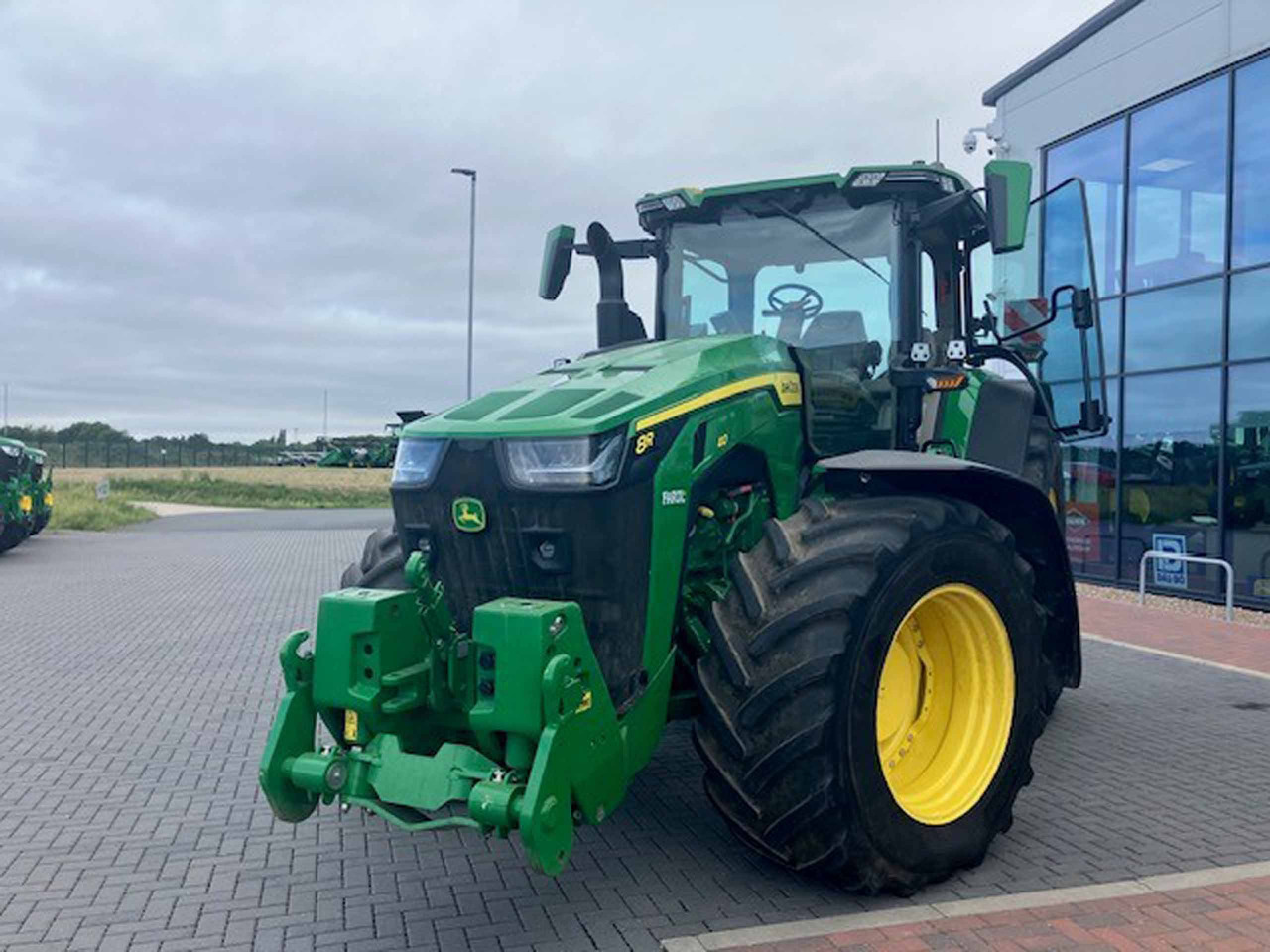 Трактор John Deere 8R 410: фото 15
