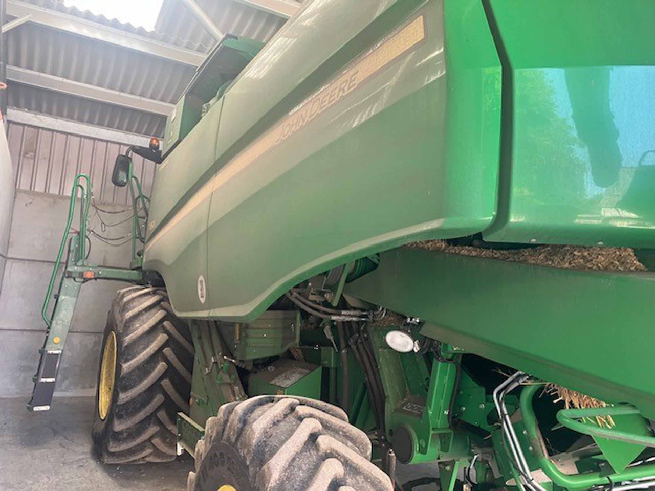 John Deere T560i HillMaster - Зернозбиральний комбайн: фото 2 John Deere T560i HillMaster - Зернозбиральний комбайн: фото 2