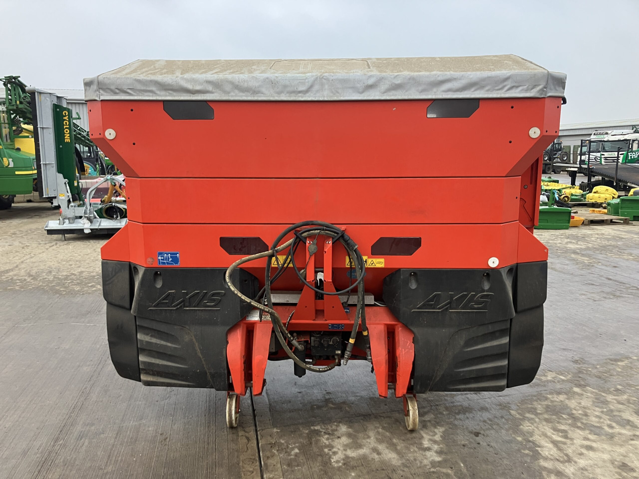 Kuhn Axis 40.2 H-EMC Varispread Pro - Розкидач добрив: фото 4 Kuhn Axis 40.2 H-EMC Varispread Pro - Розкидач добрив: фото 4