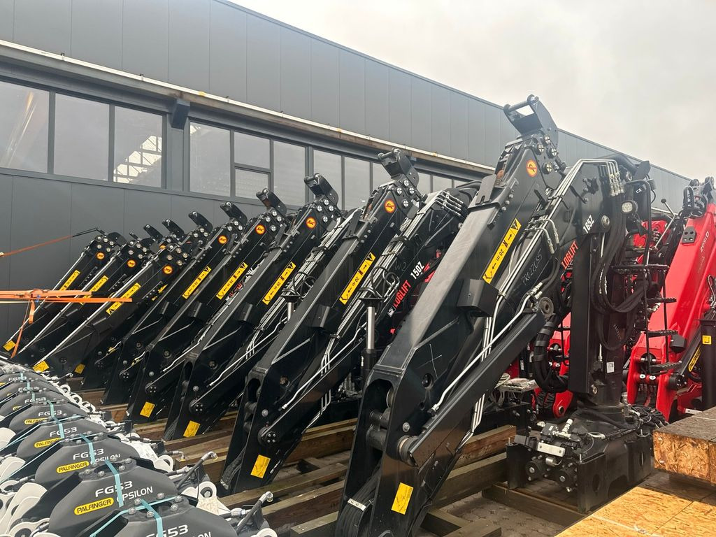 Hiab LogLift 150 Z - Лісовоз, Вантажівка з маніпулятором: фото 1 Hiab LogLift 150 Z - Лісовоз, Вантажівка з маніпулятором: фото 1