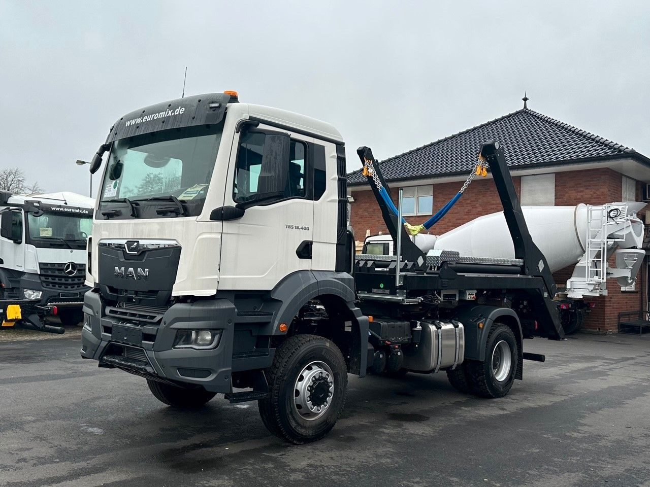 MAN TGS 18.400 4x4 Euro 6e Hyva Absetzkipper - Самоскид вантажівка, Вантажівка з маніпулятором: фото 1 MAN TGS 18.400 4x4 Euro 6e Hyva Absetzkipper - Самоскид вантажівка, Вантажівка з маніпулятором: фото 1