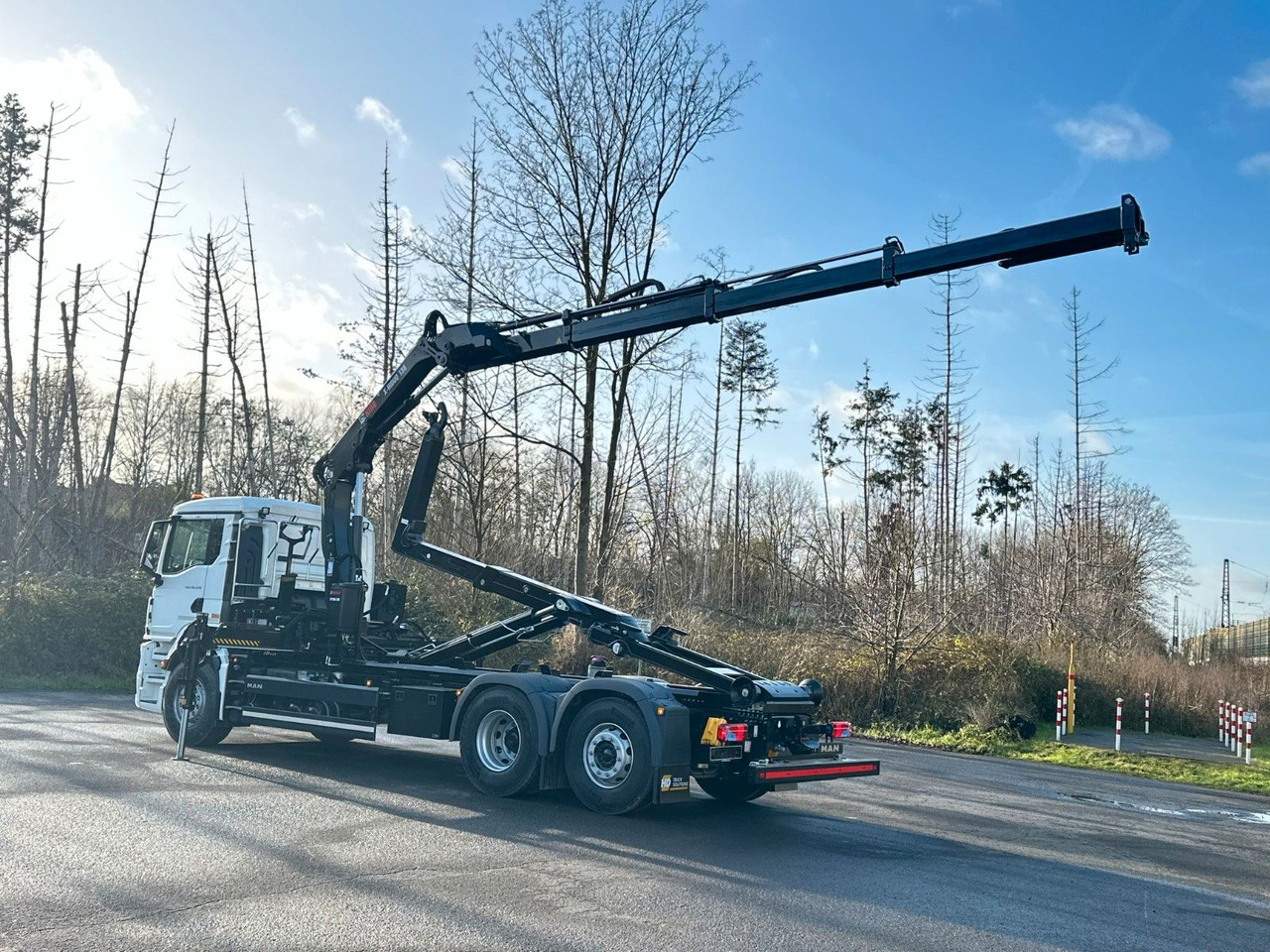 MAN TGS 26.470 6x2 Abrollkipper + Kran Hiab 138-3 - Гаковий мультиліфт вантажівка, Вантажівка з маніпулятором: фото 4 MAN TGS 26.470 6x2 Abrollkipper + Kran Hiab 138-3 - Гаковий мультиліфт вантажівка, Вантажівка з маніпулятором: фото 4