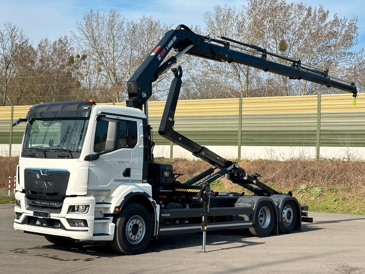 MAN TGS 26.470 6x2 Abrollkipper + Kran Hiab 228-4 - Гаковий мультиліфт вантажівка, Вантажівка з маніпулятором: фото 1 MAN TGS 26.470 6x2 Abrollkipper + Kran Hiab 228-4 - Гаковий мультиліфт вантажівка, Вантажівка з маніпулятором: фото 1