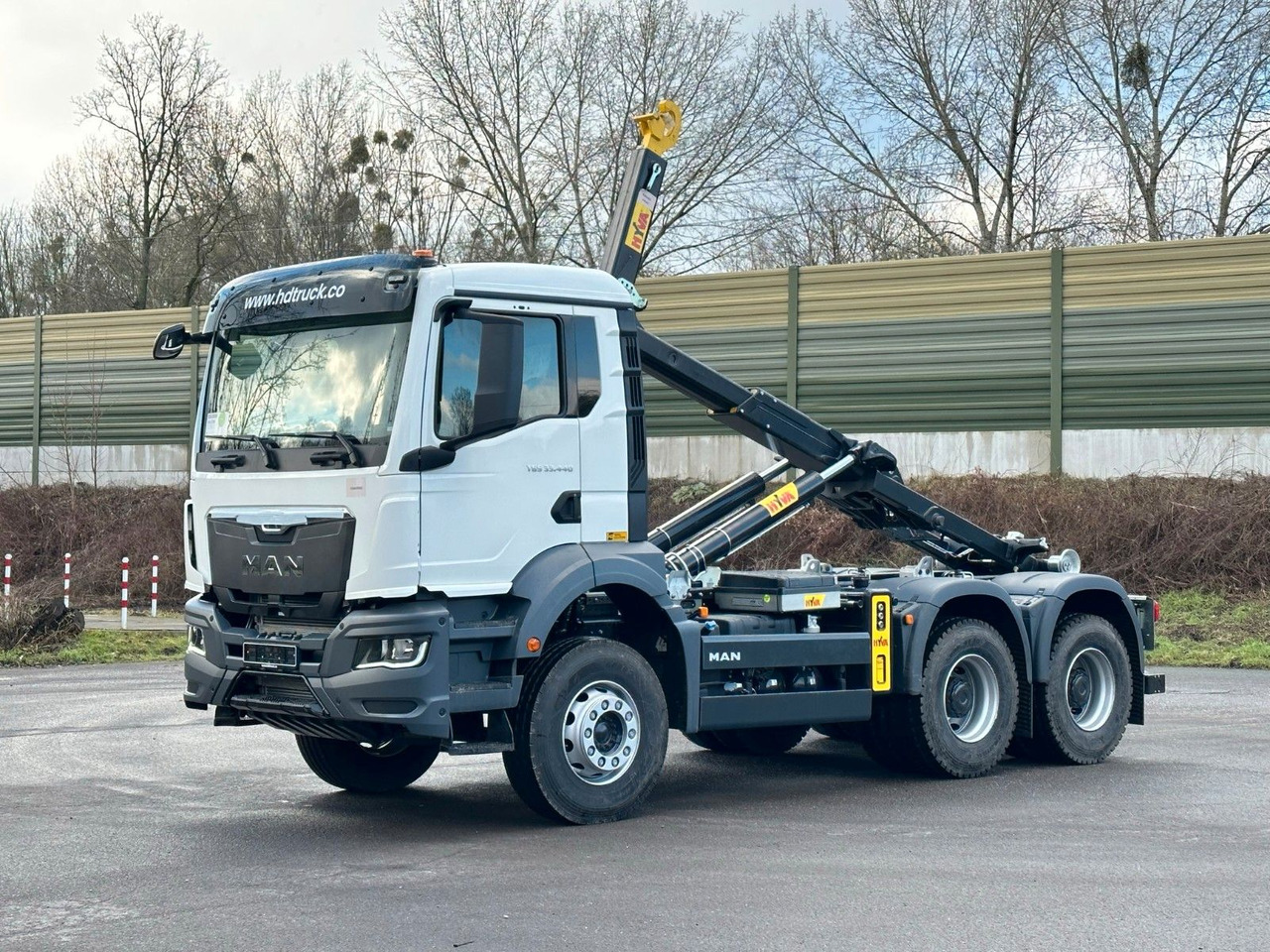 MAN TGS 33.440 6x4 Euro6e Abrollkipper Hyva - Гаковий мультиліфт вантажівка, Вантажівка з маніпулятором: фото 2 MAN TGS 33.440 6x4 Euro6e Abrollkipper Hyva - Гаковий мультиліфт вантажівка, Вантажівка з маніпулятором: фото 2