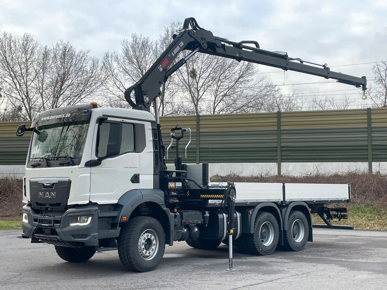 MAN TGS 33.440 6x4 Kran HIAB 138-3 - Вантажівка з маніпулятором: фото 1 MAN TGS 33.440 6x4 Kran HIAB 138-3 - Вантажівка з маніпулятором: фото 1