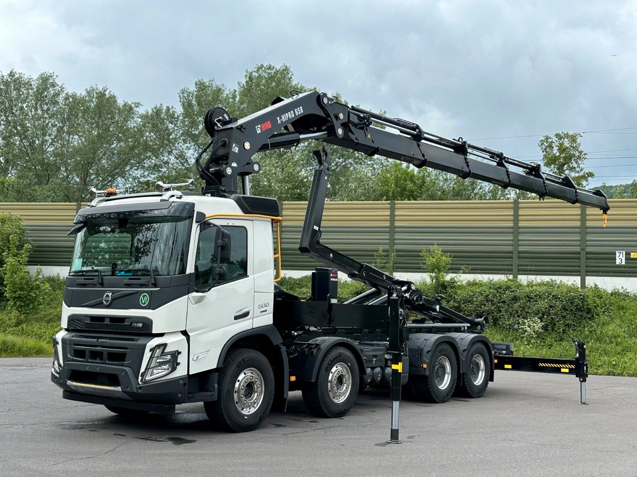 Volvo FMX 500 8x4 Abrollkipper + Kran Hiab 658-6 - Гаковий мультиліфт вантажівка, Вантажівка з маніпулятором: фото 1 Volvo FMX 500 8x4 Abrollkipper + Kran Hiab 658-6 - Гаковий мультиліфт вантажівка, Вантажівка з маніпулятором: фото 1