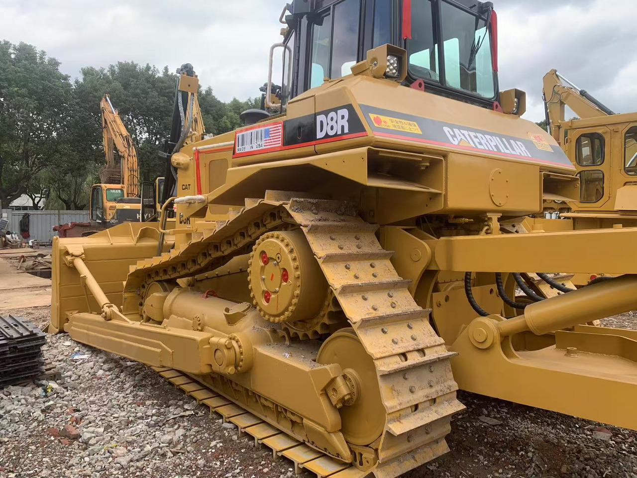 CATERPILLAR D8R - Бульдозер: фото 2 CATERPILLAR D8R - Бульдозер: фото 2