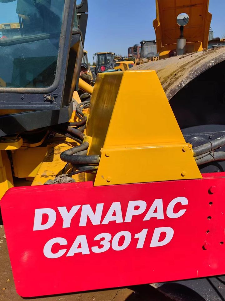Fast Shipping Superior Quality Used Dynapac CA301D Road Roller Used Vibratory Soil Compactors Strong Power Single Drum Roller - Компактор: фото 4 Fast Shipping Superior Quality Used Dynapac CA301D Road Roller Used Vibratory Soil Compactors Strong Power Single Drum Roller - Компактор: фото 4