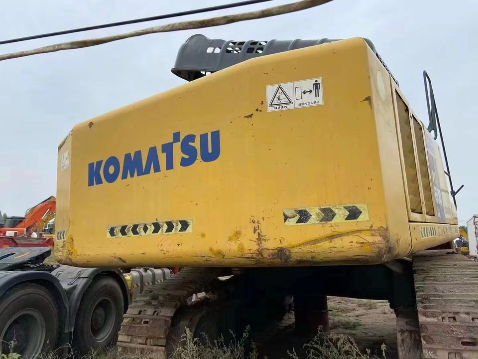 Original Good Condition USED Excavator PC600LC-8 60 Ton Excavator Crawler Excavator for Komatsu on Sale - Гусеничний екскаватор: фото 3 Original Good Condition USED Excavator PC600LC-8 60 Ton Excavator Crawler Excavator for Komatsu on Sale - Гусеничний екскаватор: фото 3