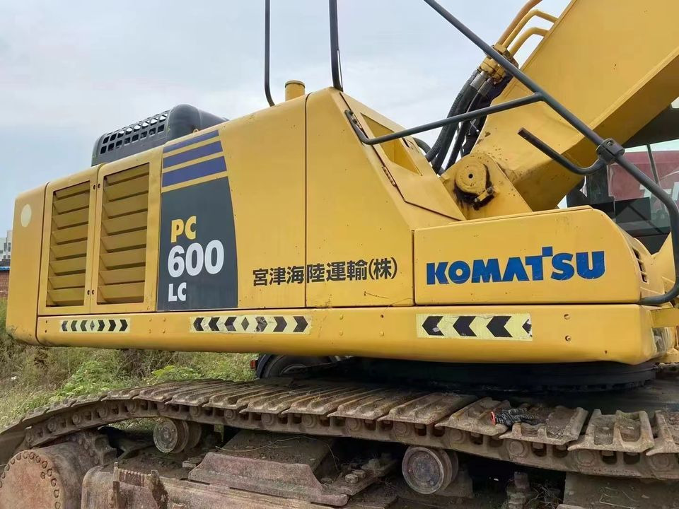 Original Good Condition USED Excavator PC600LC-8 60 Ton Excavator Crawler Excavator for Komatsu on Sale - Гусеничний екскаватор: фото 4 Original Good Condition USED Excavator PC600LC-8 60 Ton Excavator Crawler Excavator for Komatsu on Sale - Гусеничний екскаватор: фото 4