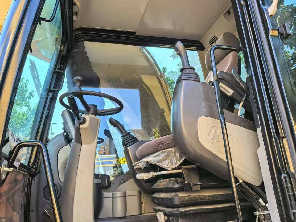 Used Caterpillar M315D2 Mini Wheel Excavator With Core Components for Diggers and Excavators - Колісний екскаватор: фото 3 Used Caterpillar M315D2 Mini Wheel Excavator With Core Components for Diggers and Excavators - Колісний екскаватор: фото 3