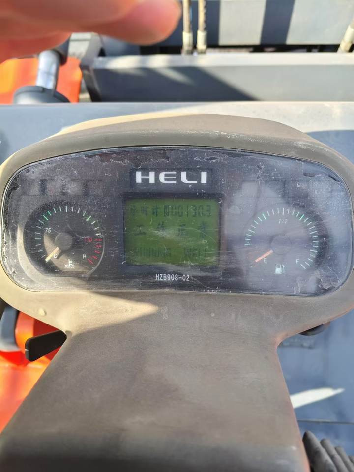 Used Heli 7-Ton Forklift with 4.5m Mast Height - Навантажувач вилковий: фото 5 Used Heli 7-Ton Forklift with 4.5m Mast Height - Навантажувач вилковий: фото 5