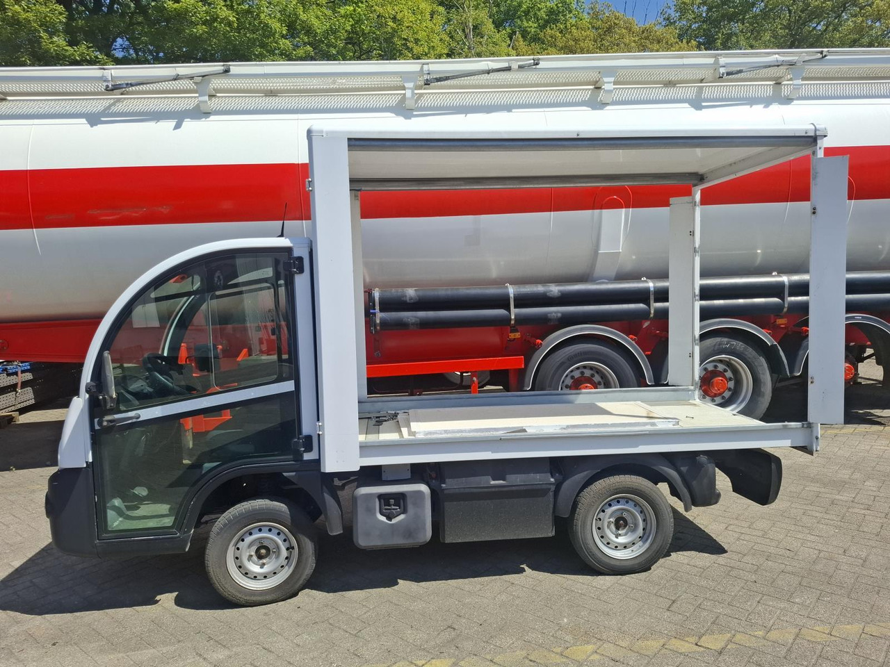 Aixam Mega E-Worker Elektrische Bakwagen RK-437-P - Гольф-кар: фото 4 Aixam Mega E-Worker Elektrische Bakwagen RK-437-P - Гольф-кар: фото 4