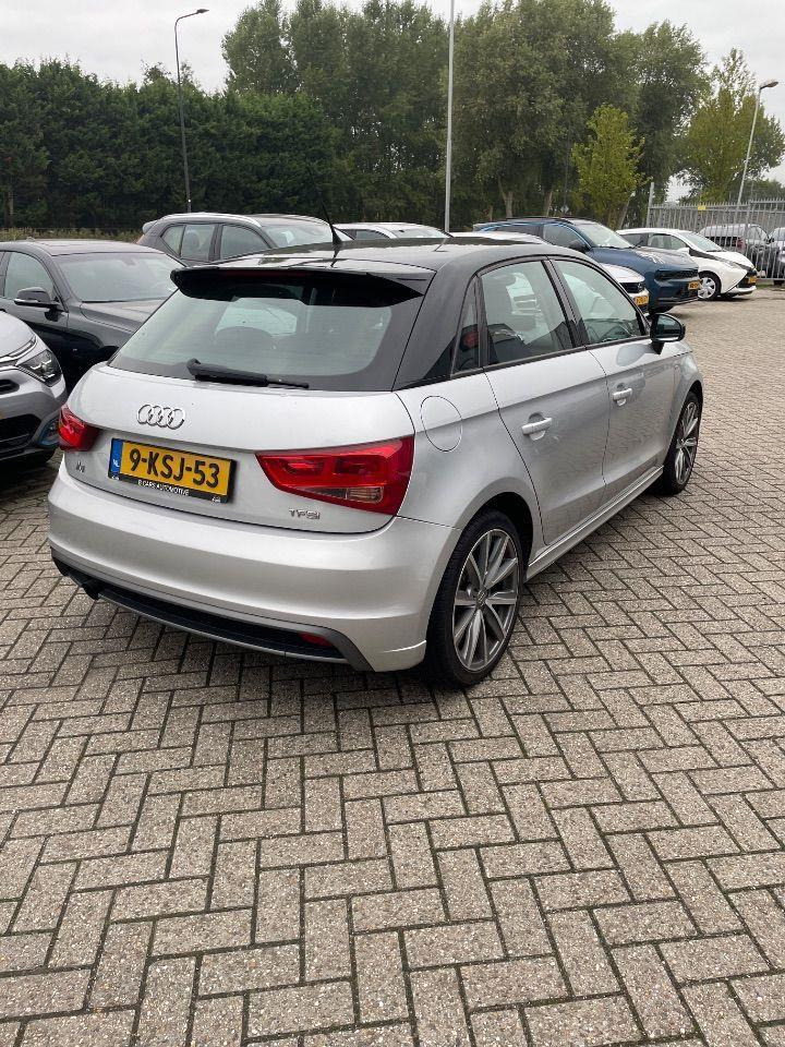 Audi A1 Sportback 1.2 TFSI Admired | 2013 | 216.082 km | 9KSJ53 | NAP: Logisch - Хетчбек: фото 4 Audi A1 Sportback 1.2 TFSI Admired | 2013 | 216.082 km | 9KSJ53 | NAP: Logisch - Хетчбек: фото 4