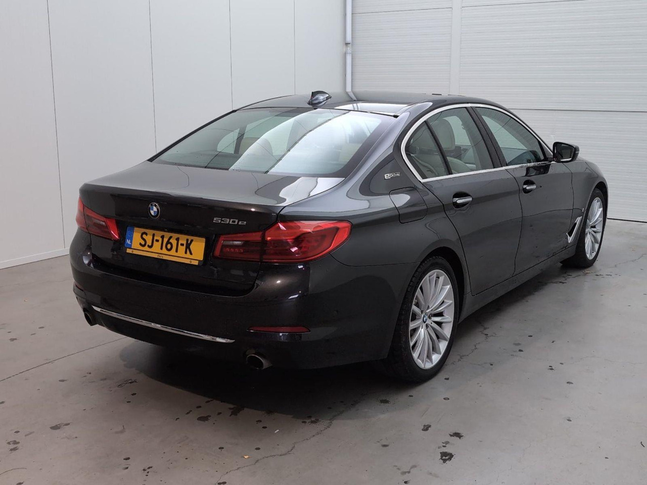 BMW 5-serie 530e iPerformance High Executive | 2018 | 183.874 km | Automaat | SJ161K | NAP: Logisch - Седан: фото 4 BMW 5-serie 530e iPerformance High Executive | 2018 | 183.874 km | Automaat | SJ161K | NAP: Logisch - Седан: фото 4