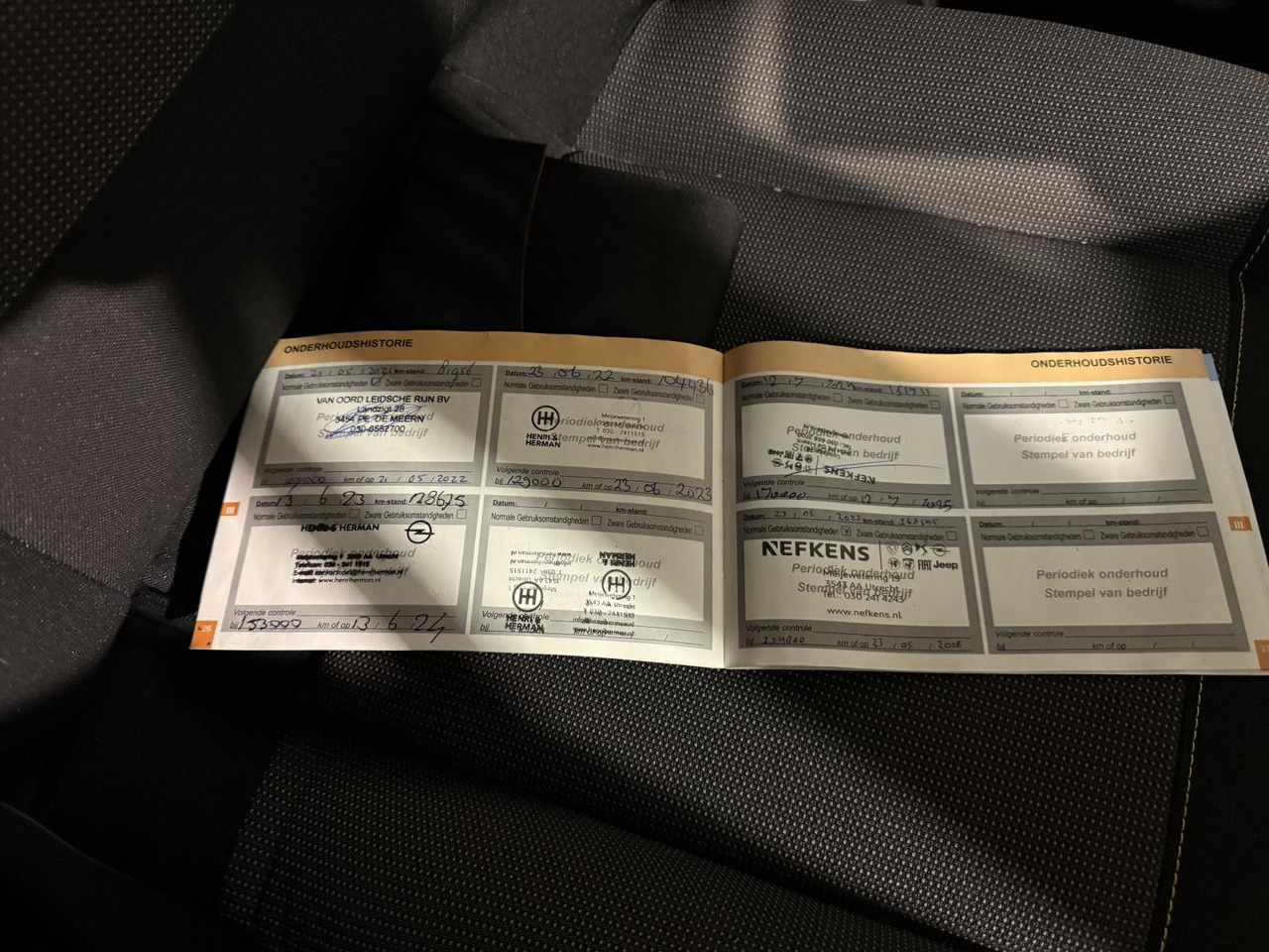 Citroen | C3 | 1.2 PureTech Feel 105g | 2016 | 175.577 km | KX240S | Logisch - Хетчбек: фото 4 Citroen | C3 | 1.2 PureTech Feel 105g | 2016 | 175.577 km | KX240S | Logisch - Хетчбек: фото 4