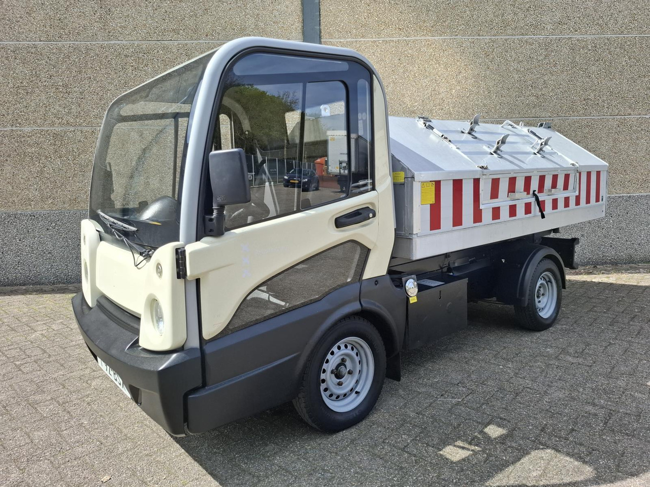 Goupil G5 Elektrische Stratenreinigingsmachine - Компактний вантажний електромобіль: фото 1 Goupil G5 Elektrische Stratenreinigingsmachine - Компактний вантажний електромобіль: фото 1