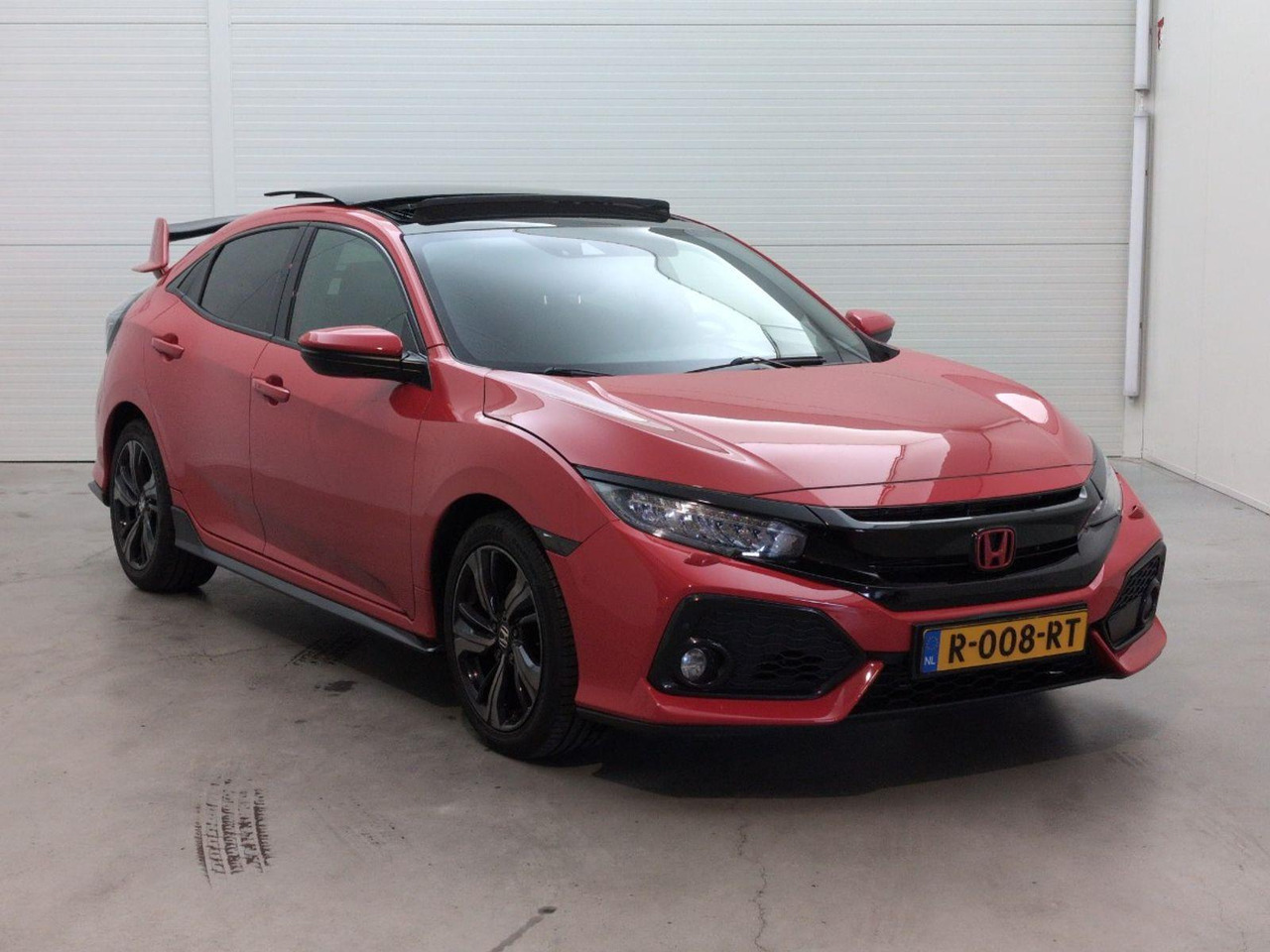 Honda Civic 1.5 i - VTEC Prestige | 2018 | 141.226 km | Automaat | R008RT | NAP: Geen oordeel - Хетчбек: фото 2 Honda Civic 1.5 i - VTEC Prestige | 2018 | 141.226 km | Automaat | R008RT | NAP: Geen oordeel - Хетчбек: фото 2