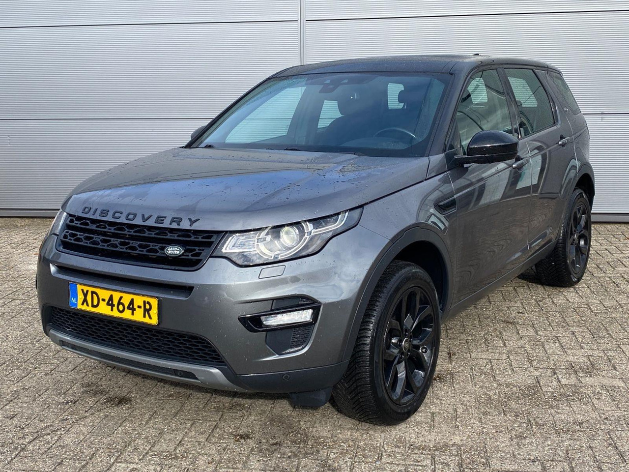 Land Rover Discovery Sport 2.0 TD4 Anniversary | 2019 | 142.310 km | Automaat | XD464R | NAP: Logisch - Позашляховик: фото 1 Land Rover Discovery Sport 2.0 TD4 Anniversary | 2019 | 142.310 km | Automaat | XD464R | NAP: Logisch - Позашляховик: фото 1