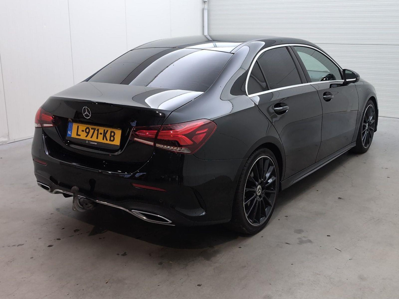 Mercedes-Benz A-klasse 180 Business Solution AMG | 2019 | 114.868 km | Automaat | L971KB | NAP: Geen oordeel - Седан: фото 4 Mercedes-Benz A-klasse 180 Business Solution AMG | 2019 | 114.868 km | Automaat | L971KB | NAP: Geen oordeel - Седан: фото 4