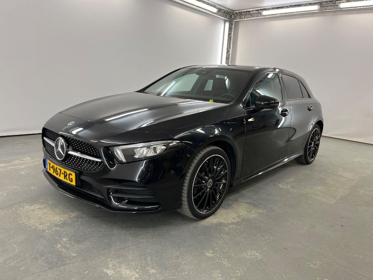 Mercedes - Benz A - klasse 250 e Business Line | 2022 | 26.677 km | Automaat | T967RG | NAP: Geen oordeel - Хетчбек: фото 1 Mercedes - Benz A - klasse 250 e Business Line | 2022 | 26.677 km | Automaat | T967RG | NAP: Geen oordeel - Хетчбек: фото 1
