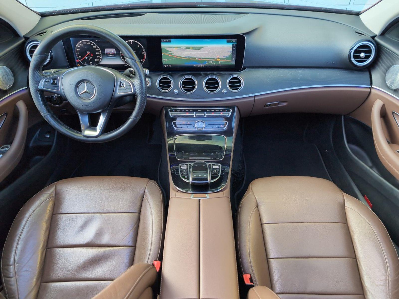 Mercedes-Benz E-klasse 220 d Lease Edition Prestige Plus | 2016 | 286.876 km | Automaat | JS090K | NAP: Logisch - Седан: фото 5 Mercedes-Benz E-klasse 220 d Lease Edition Prestige Plus | 2016 | 286.876 km | Automaat | JS090K | NAP: Logisch - Седан: фото 5