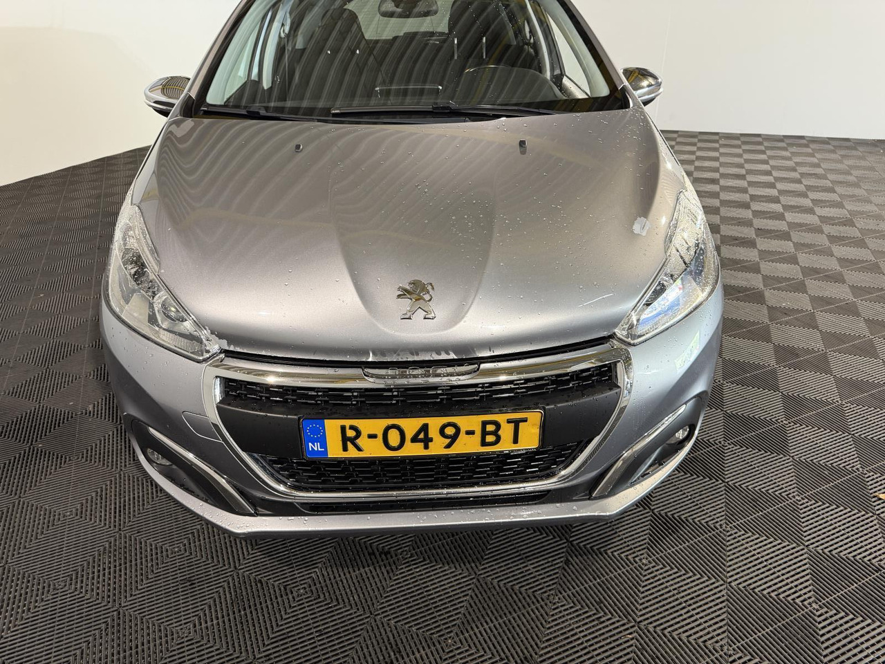 Peugeot | 208 | 1.5 BlueHDi Blue Lease Allure | 2019 | 183.354 km | R049BT | Geen oordeel - Хетчбек: фото 2 Peugeot | 208 | 1.5 BlueHDi Blue Lease Allure | 2019 | 183.354 km | R049BT | Geen oordeel - Хетчбек: фото 2