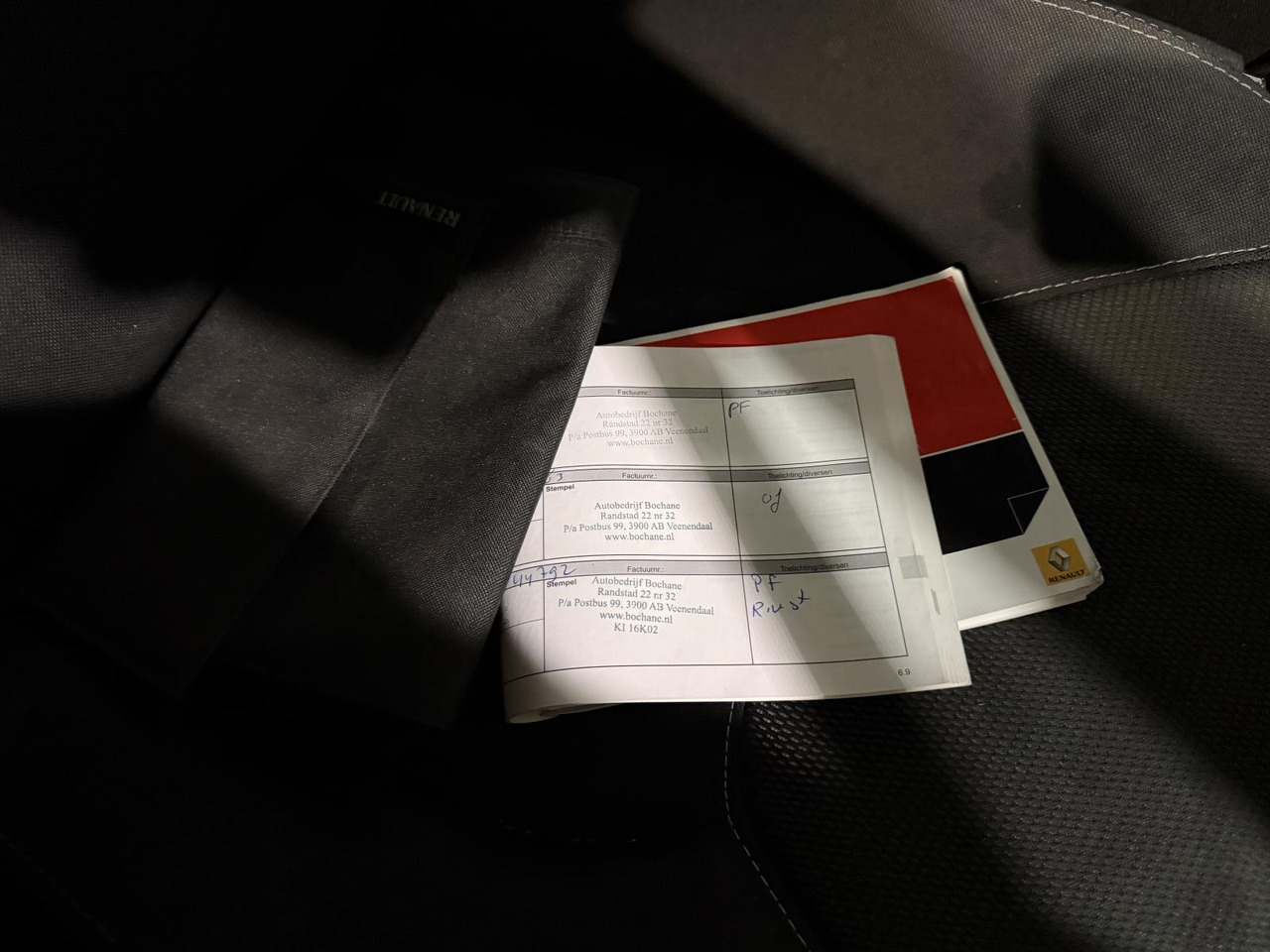 Renault | Clio Estate | 0.9 TCe Night&Day | 2014 | 176.858 km | 3ZBH50 | Logisch - Легковий автомобіль: фото 5 Renault | Clio Estate | 0.9 TCe Night&Day | 2014 | 176.858 km | 3ZBH50 | Logisch - Легковий автомобіль: фото 5