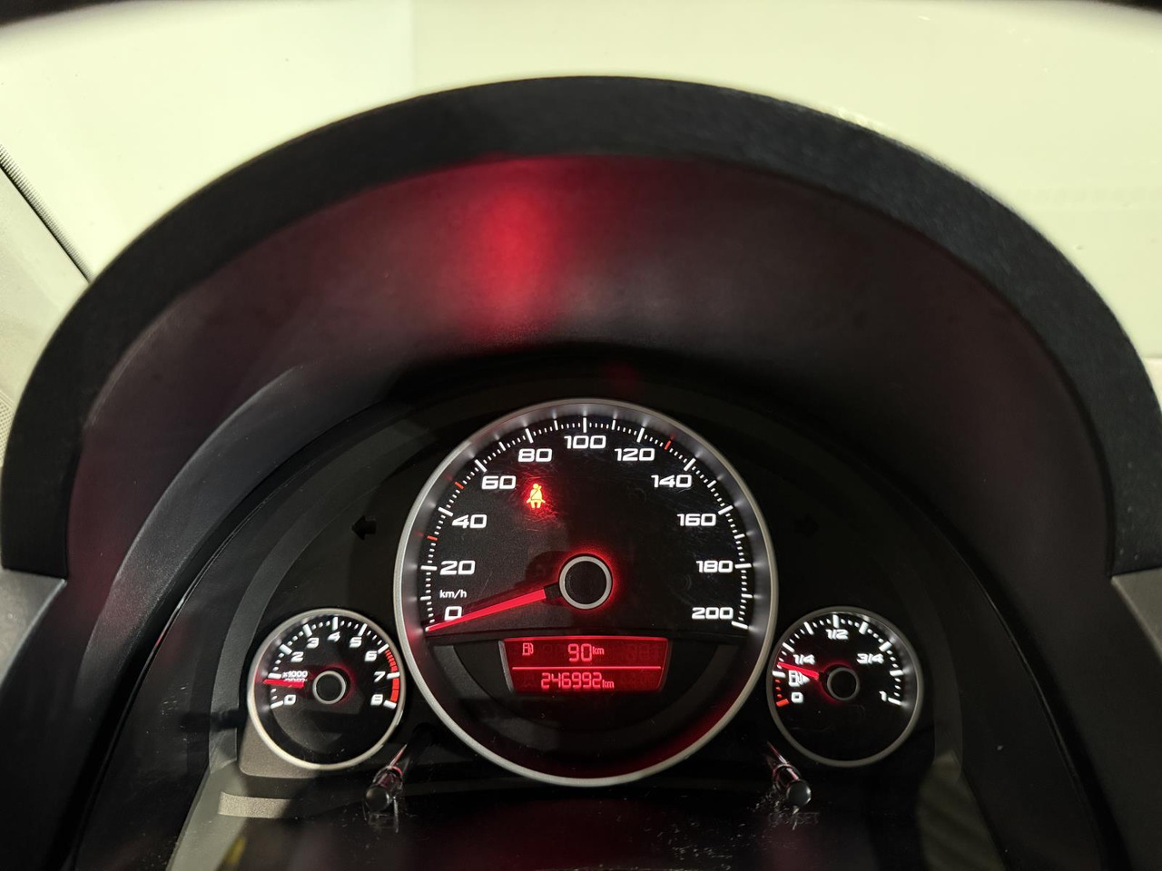 SEAT | Mii | 1.0 Style Sport | 2012 | 246.992 km | 87XVB7 | Logisch - Хетчбек: фото 5 SEAT | Mii | 1.0 Style Sport | 2012 | 246.992 km | 87XVB7 | Logisch - Хетчбек: фото 5