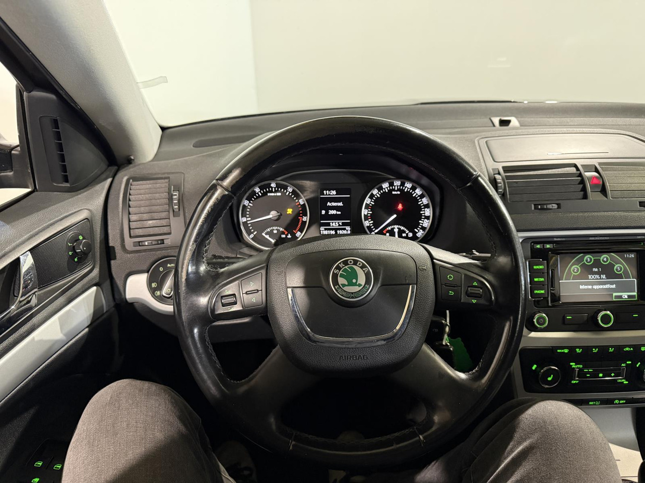 Skoda | Octavia Combi | 1.4 TSI Greentech Ambition Business Line | 2012 | 198.196 km | 01TGL8 | Logisch - Легковий автомобіль: фото 4 Skoda | Octavia Combi | 1.4 TSI Greentech Ambition Business Line | 2012 | 198.196 km | 01TGL8 | Logisch - Легковий автомобіль: фото 4