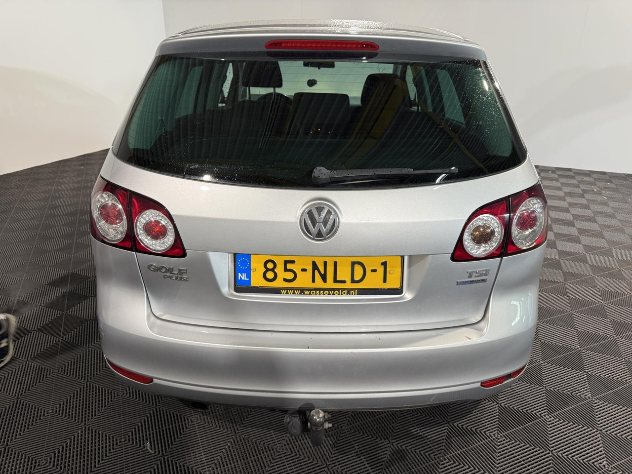 Volkswagen Golf Plus 1.2 TSI Tour II BlueMotion | 2010 | 184.829 km | 85-NLD-1 - Легковий автомобіль: фото 3 Volkswagen Golf Plus 1.2 TSI Tour II BlueMotion | 2010 | 184.829 km | 85-NLD-1 - Легковий автомобіль: фото 3