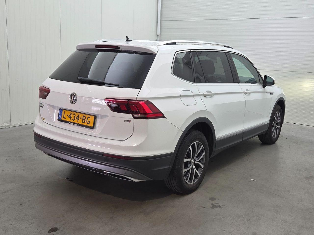 Volkswagen Tiguan Allspace 1.4 TSI Comfortline 7p. | 2018 | 61.180 km | L434BG | NAP: Geen oordeel - Позашляховик: фото 4 Volkswagen Tiguan Allspace 1.4 TSI Comfortline 7p. | 2018 | 61.180 km | L434BG | NAP: Geen oordeel - Позашляховик: фото 4
