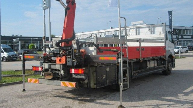 Mercedes-Benz Axor 1833 L Pr. Kran, PK 10.501, Klima - Бортова вантажівка/ Платформа, Вантажівка з маніпулятором: фото 5 Mercedes-Benz Axor 1833 L Pr. Kran, PK 10.501, Klima - Бортова вантажівка/ Платформа, Вантажівка з маніпулятором: фото 5