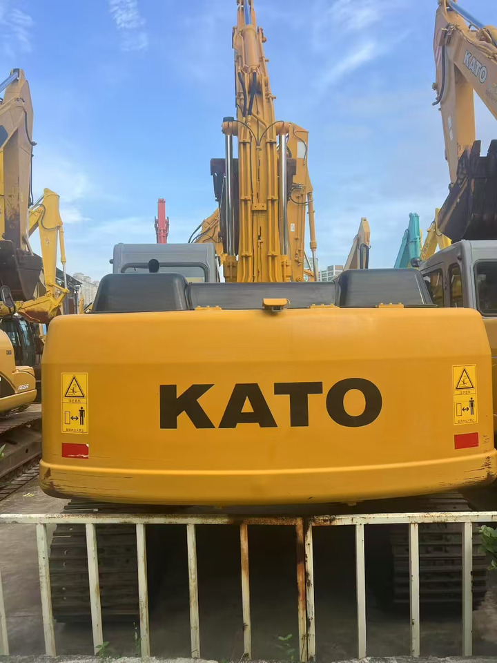 KATO HD820 - Будівельна техніка: фото 5 KATO HD820 - Будівельна техніка: фото 5