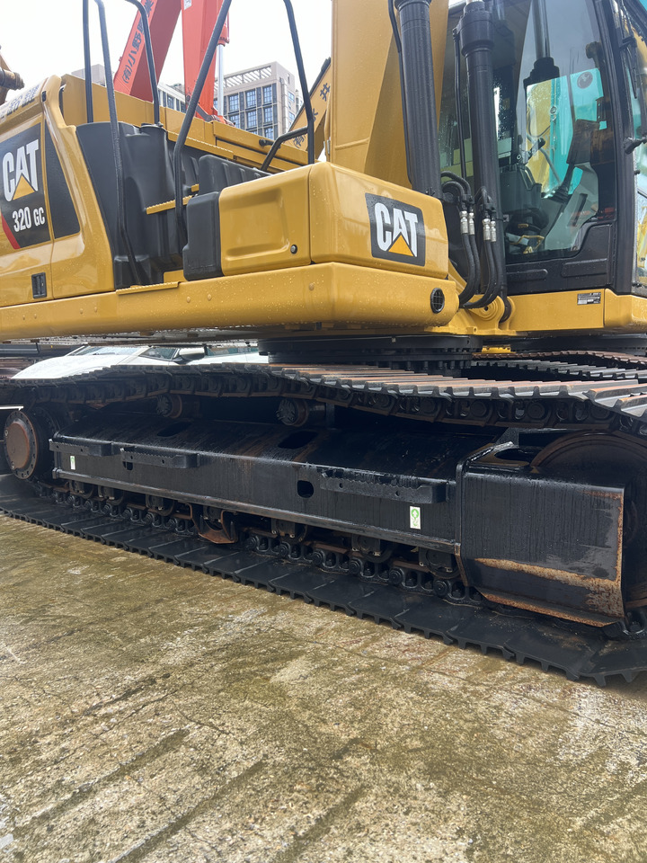 CATERPILLAR 320GC - Гусеничний екскаватор: фото 1 CATERPILLAR 320GC - Гусеничний екскаватор: фото 1