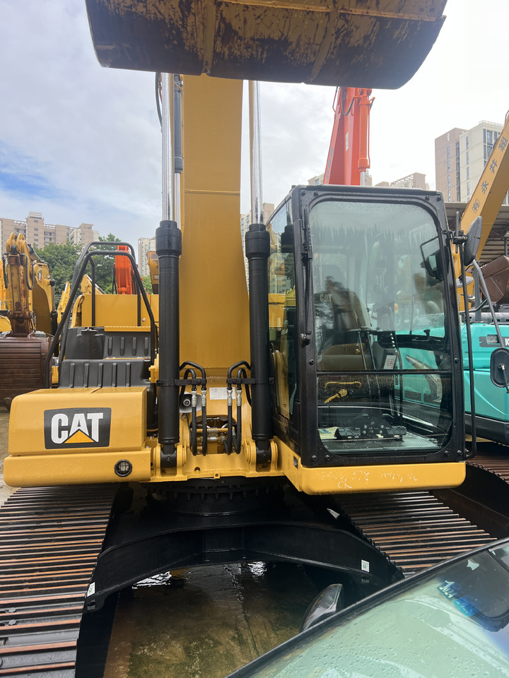 CATERPILLAR 320GC - Гусеничний екскаватор: фото 3 CATERPILLAR 320GC - Гусеничний екскаватор: фото 3